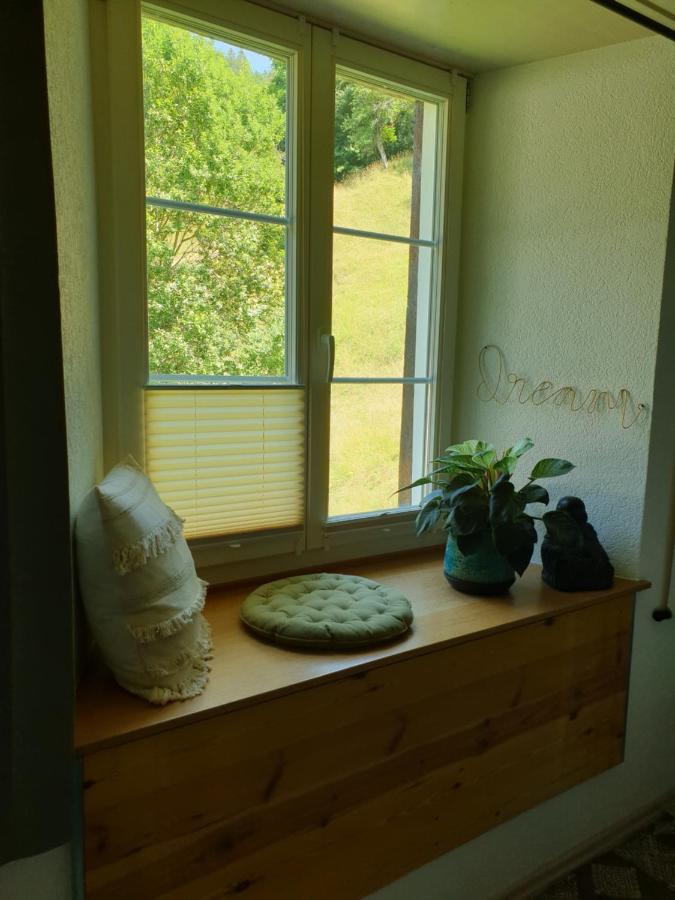 Agreable Chambre D'Hotes, Au Calme, Dans La Nature Roches Luaran gambar